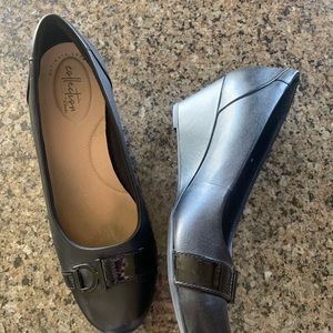 Clark’s black dress shoe wedge shoe comfort dress shoe